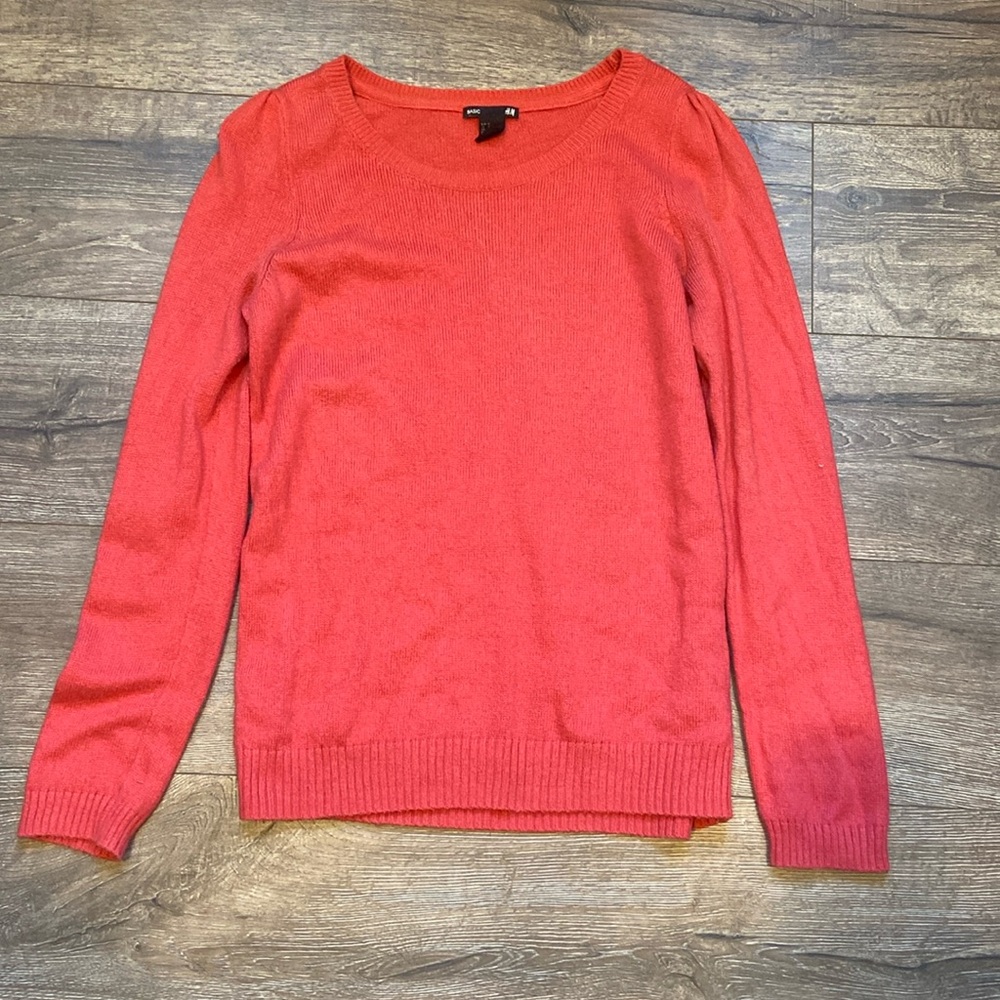 Women’s sweater